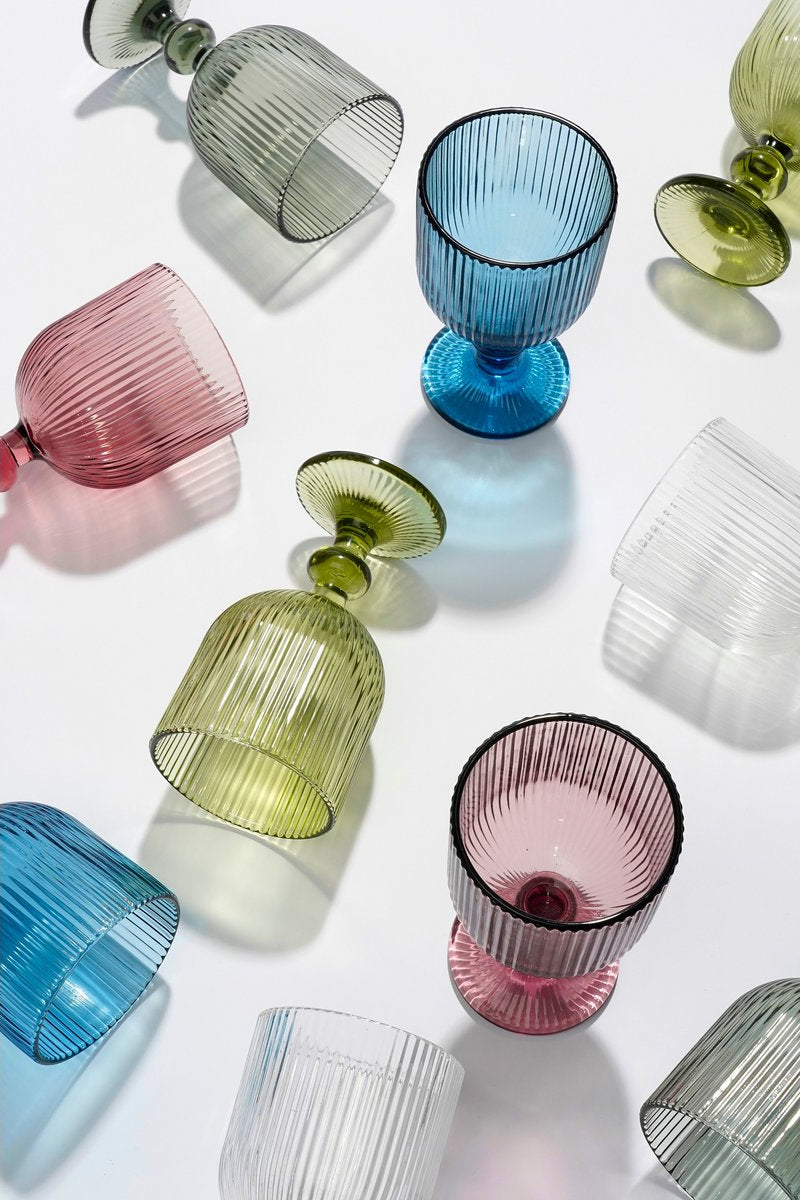 Alle kleuren van de geribbelde Merlot wijnglazen van Mica Decorations